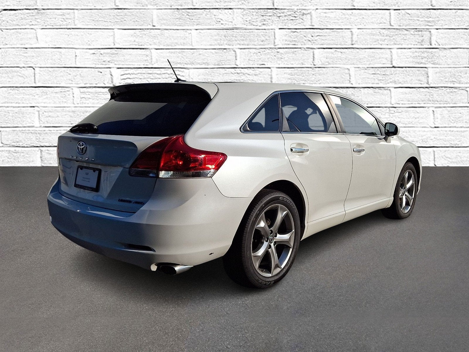 2012 Toyota Venza LE