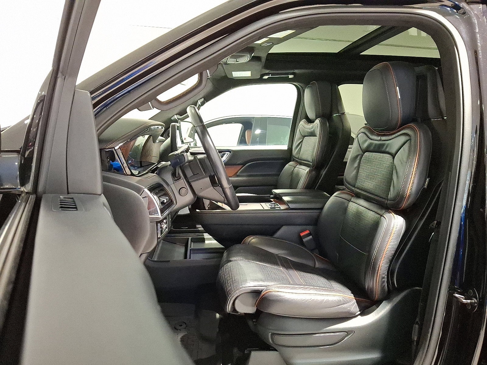 2023 Lincoln Navigator L Black Label