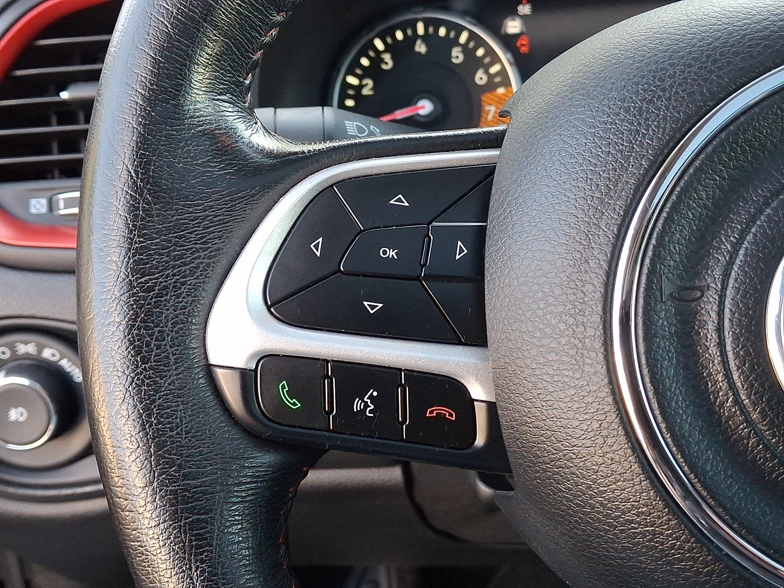 2023 Jeep Renegade Trailhawk